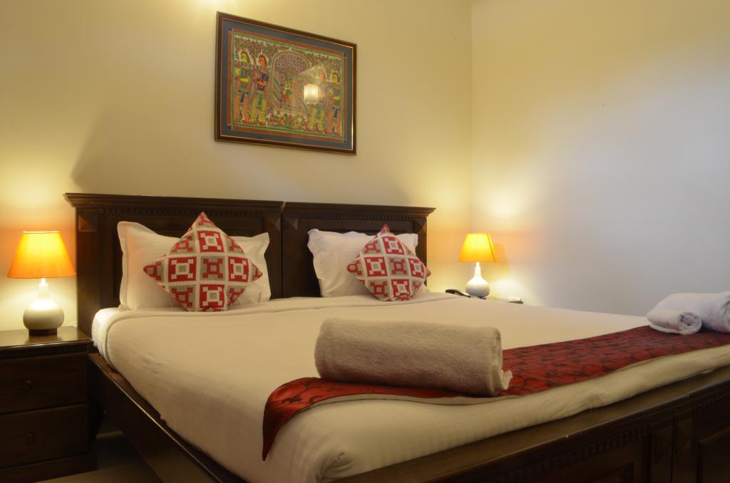 Luxtay Suites Bangalore Rum bild